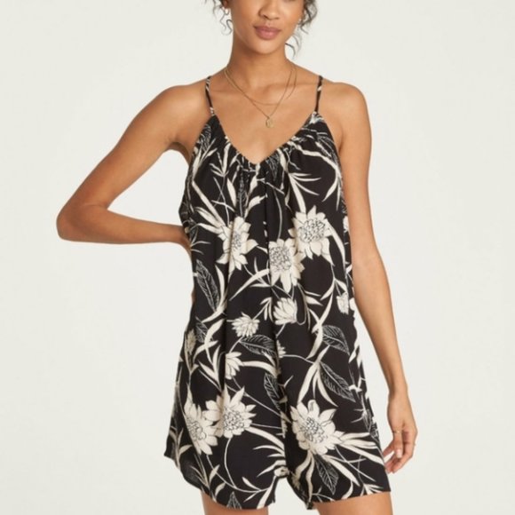 | billabong • surfs up mini swim cover up romper • small | - Picture 3 of 13